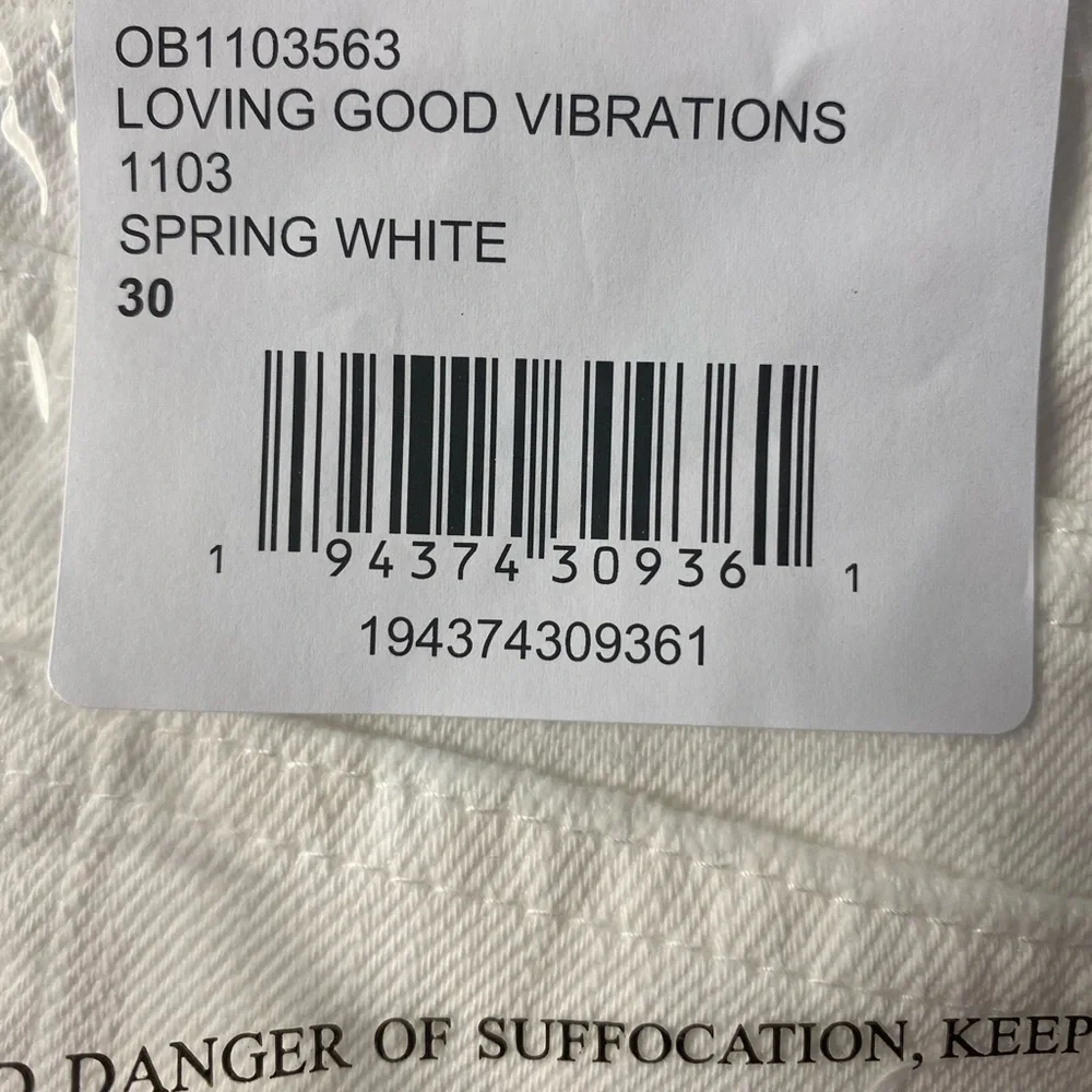 FREE People loving good vibrations cut off shorts size 30 NWTS spring wh…